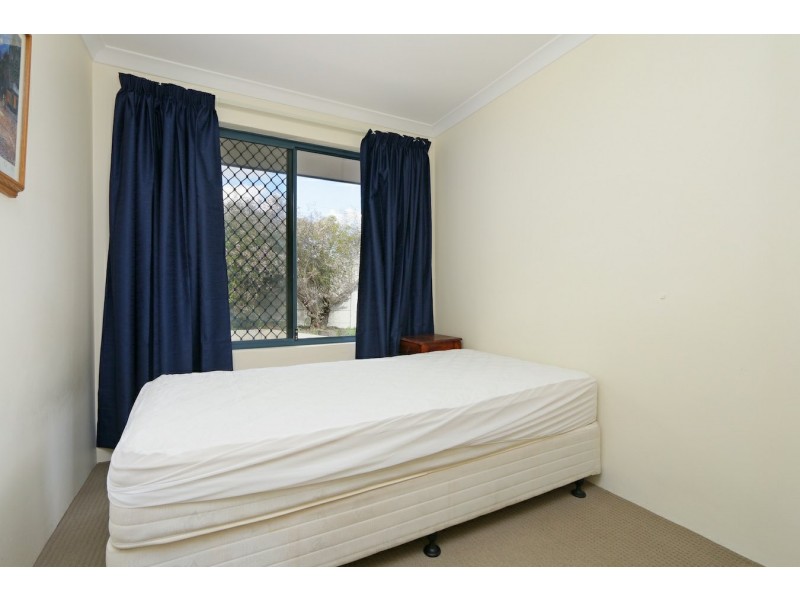 8/24 Farnham Street, Bentley WA 6102