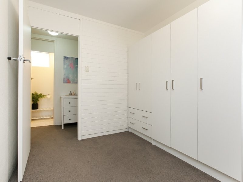 6/2 Minora Place, Rivervale WA 6103