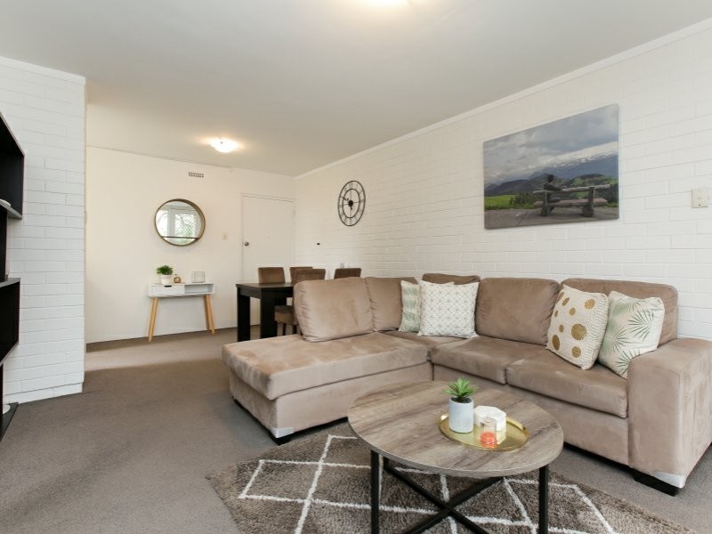 6/2 Minora Place, Rivervale WA 6103