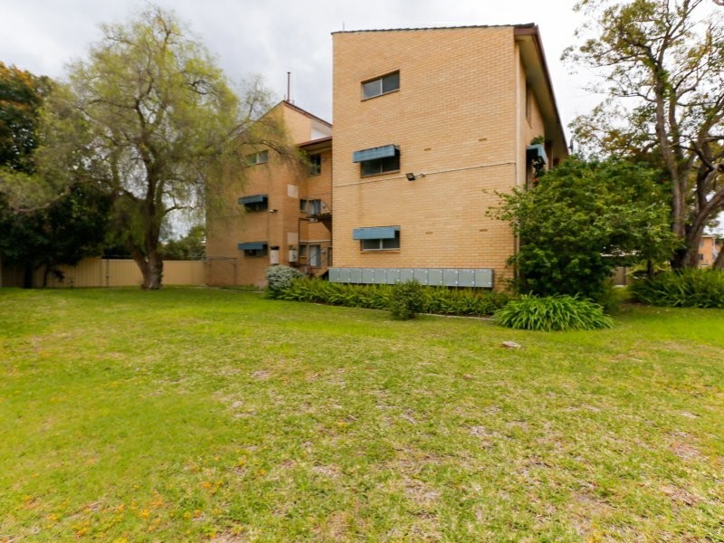 6/2 Minora Place, Rivervale WA 6103