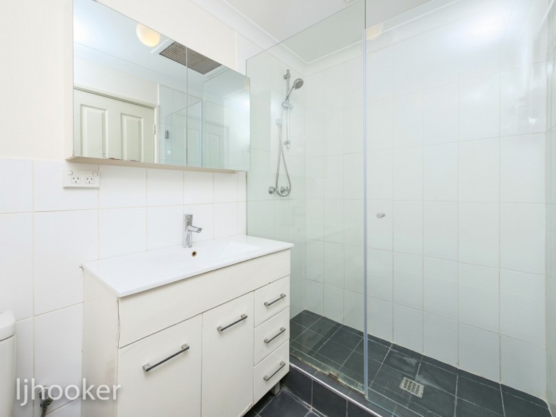 8/12 McMillan Street, Victoria Park WA 6100