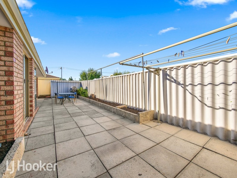 3/6 Farnaby Lane, Beckenham WA 6107