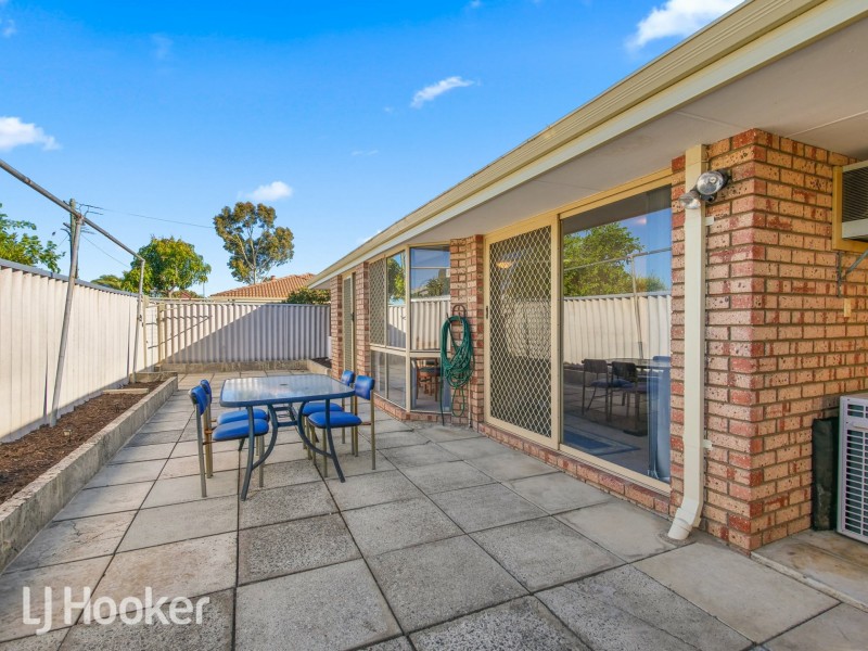 3/6 Farnaby Lane, Beckenham WA 6107