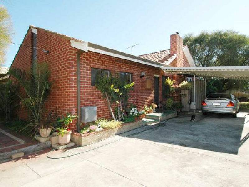 11 Holford Way, Wilson WA 6107