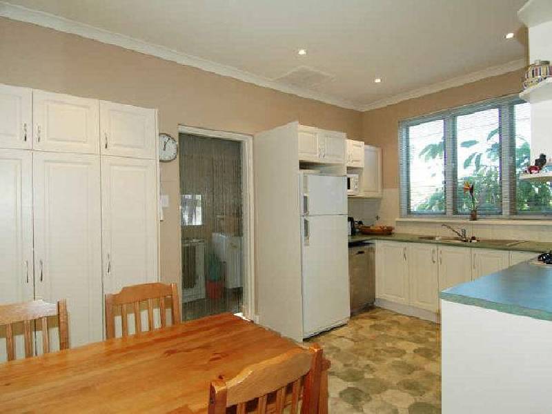 11 Holford Way, Wilson WA 6107