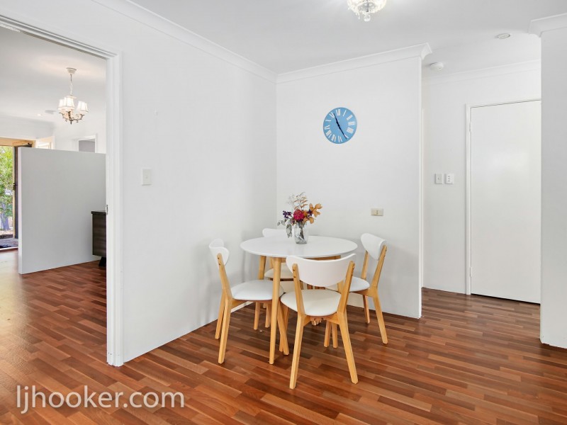 14 Plumdale Way, Woodvale WA 6026