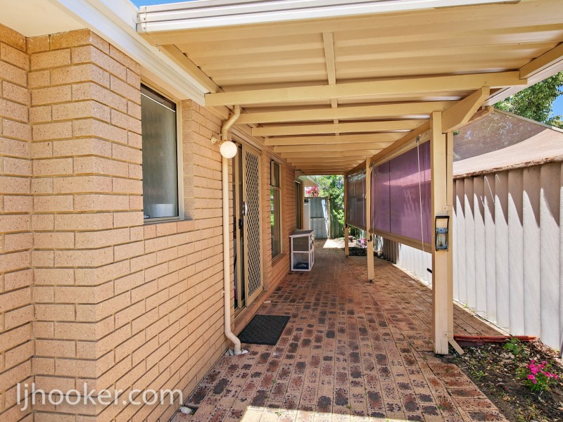 14 Plumdale Way, Woodvale WA 6026