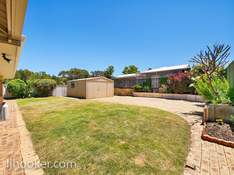 14 Plumdale Way, Woodvale WA 6026