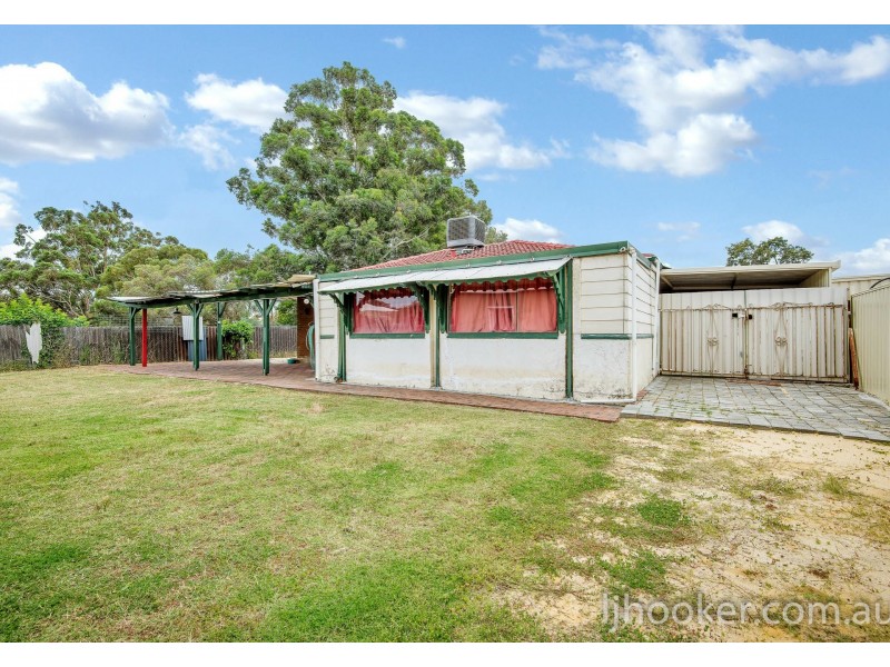 1 Longfield Road, Maddington WA 6109