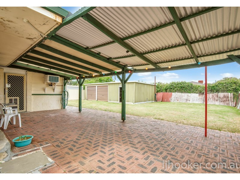 1 Longfield Road, Maddington WA 6109