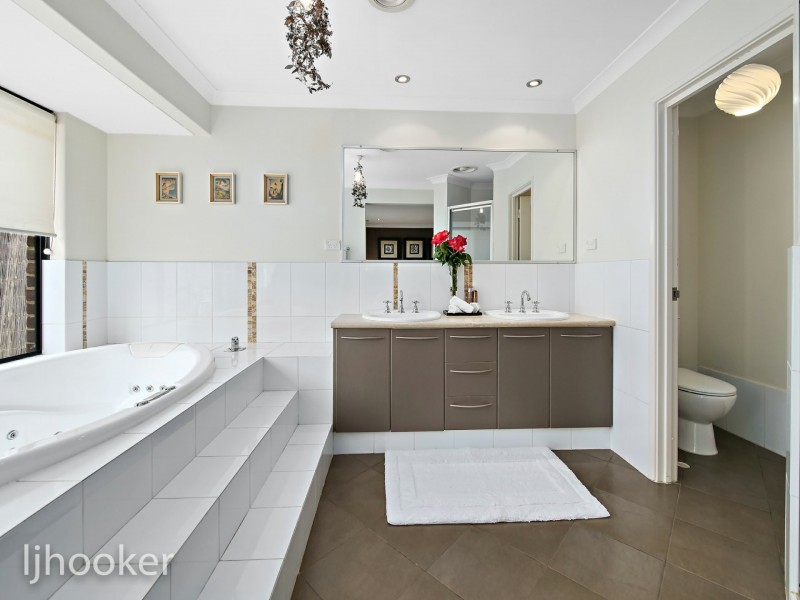 4 Martin Avenue, Rivervale WA 6103