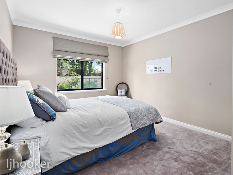 4 Martin Avenue, Rivervale WA 6103