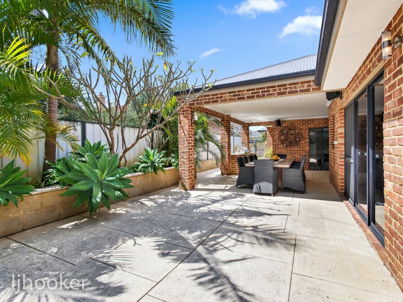 4 Martin Avenue, Rivervale WA 6103