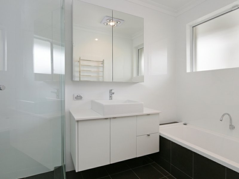 4 Boston Way, Booragoon WA 6154