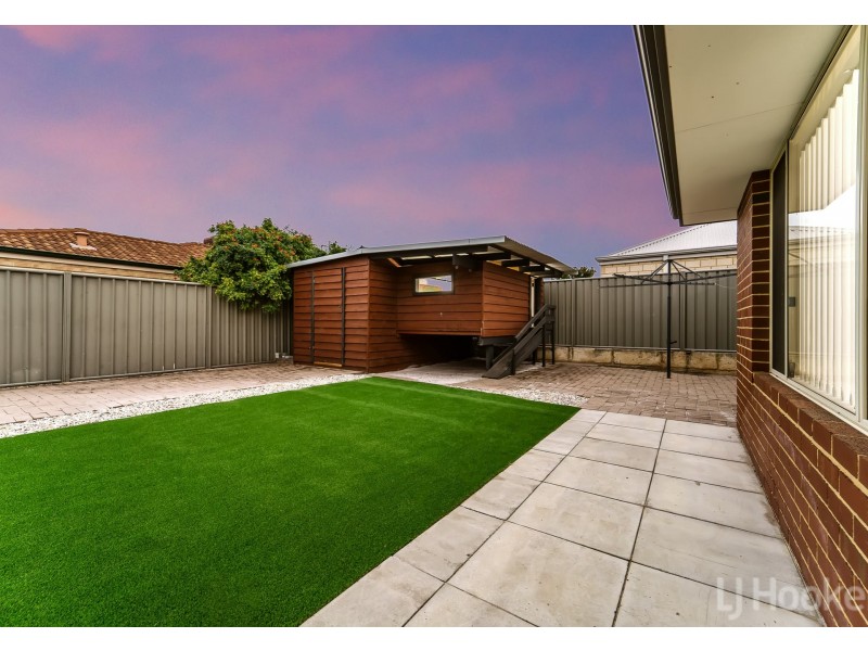 2 Wannell Street, Queens Park WA 6107