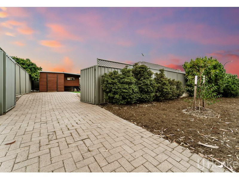 2 Wannell Street, Queens Park WA 6107