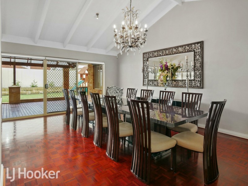 11 Riverview Rise, Wilson WA 6107