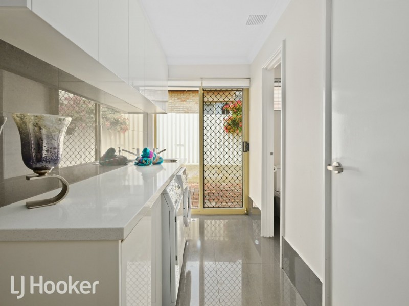 11 Riverview Rise, Wilson WA 6107