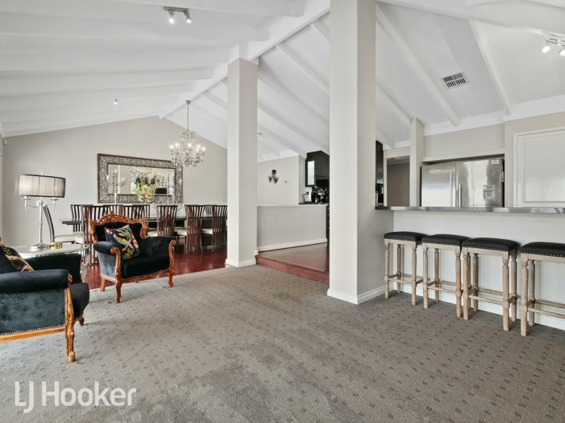 11 Riverview Rise, Wilson WA 6107