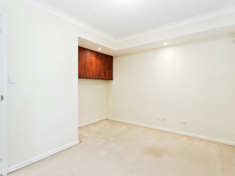 84A Gladstone Road, Rivervale WA 6103