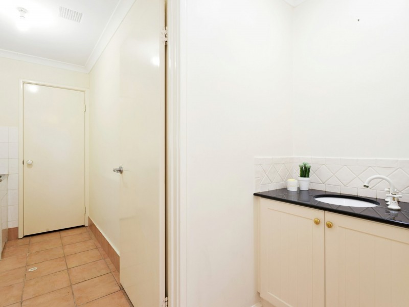 84A Gladstone Road, Rivervale WA 6103