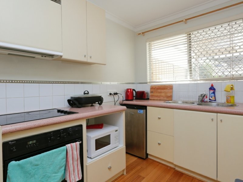 44 Gemini Way, Carlisle WA 6101