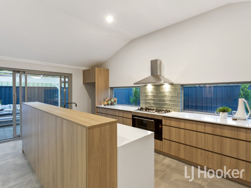 4 Lefroy Road, Bull Creek WA 6149