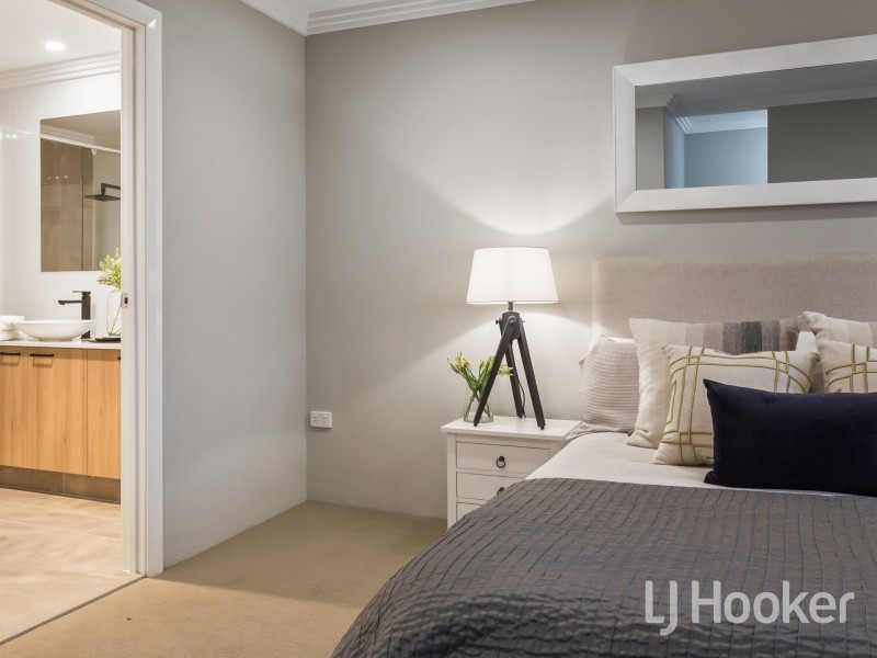 4 Lefroy Road, Bull Creek WA 6149