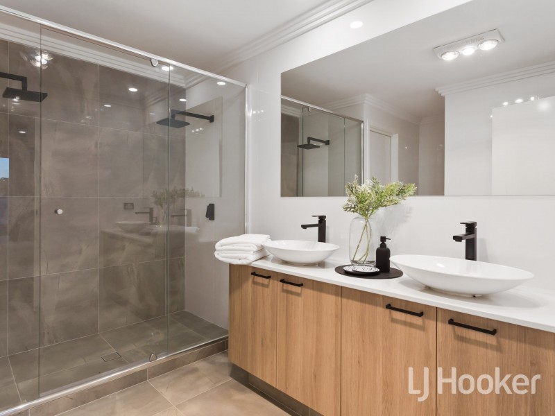 4 Lefroy Road, Bull Creek WA 6149