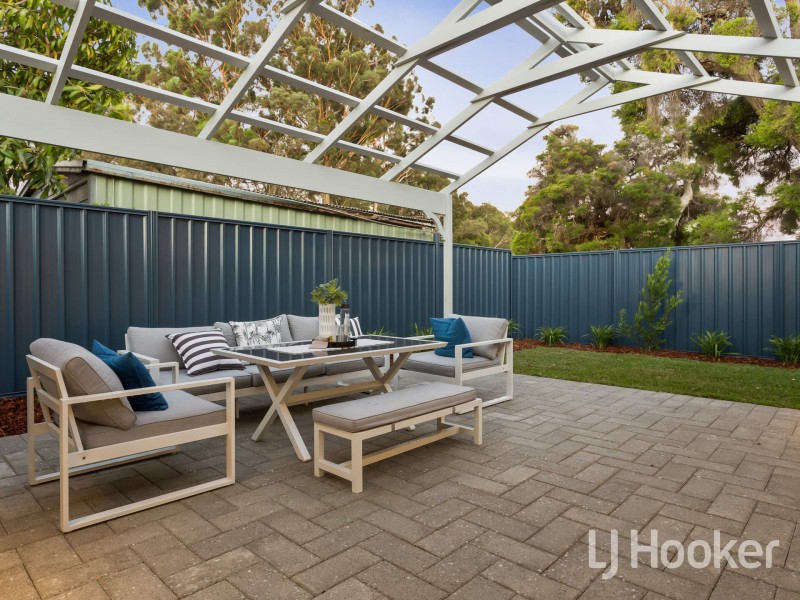 4 Lefroy Road, Bull Creek WA 6149