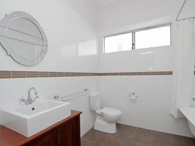 122 Stuart Street, Inglewood WA 6052