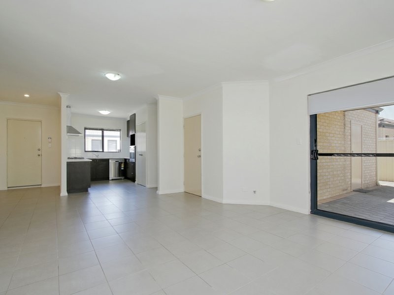 4/97 Sevenoaks Street, Bentley WA 6102