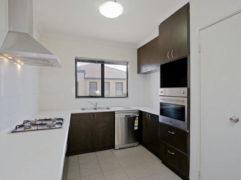 4/97 Sevenoaks Street, Bentley WA 6102