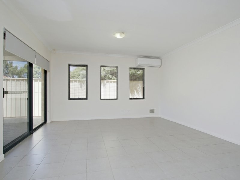 4/97 Sevenoaks Street, Bentley WA 6102