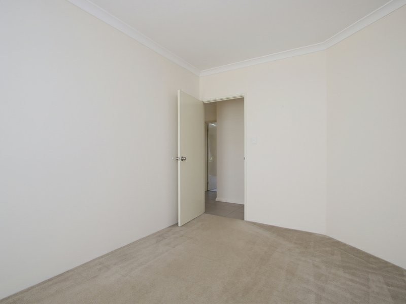 4/97 Sevenoaks Street, Bentley WA 6102