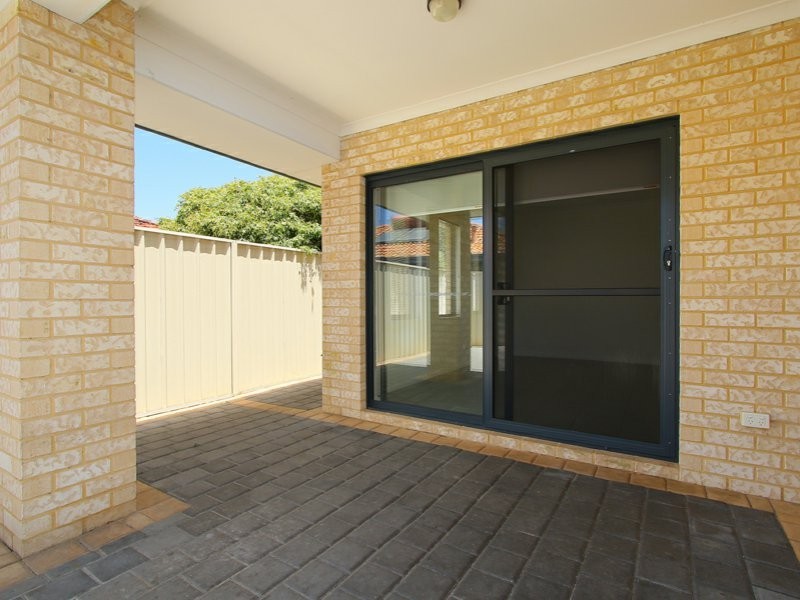 4/97 Sevenoaks Street, Bentley WA 6102