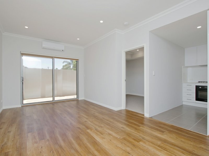 2/253 Robinson Avenue, Cloverdale WA 6105