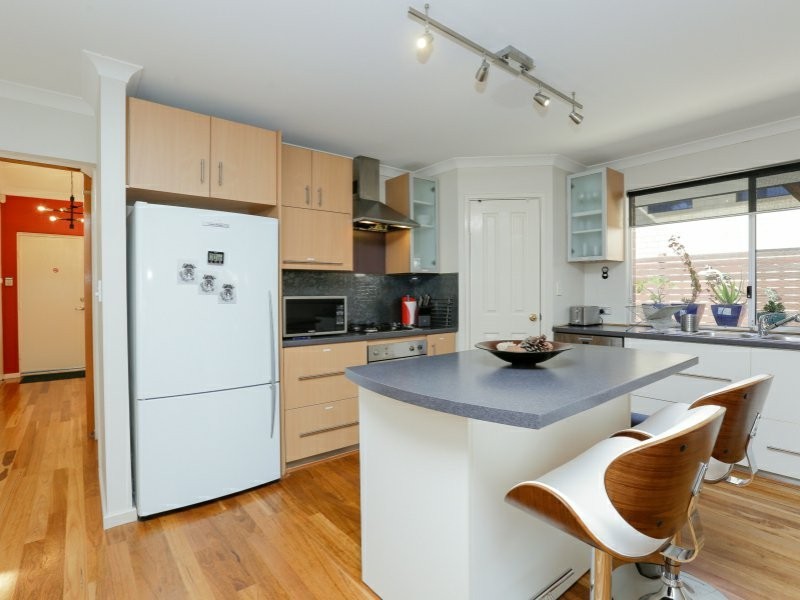 12B Gresham Street, Victoria Park WA 6100