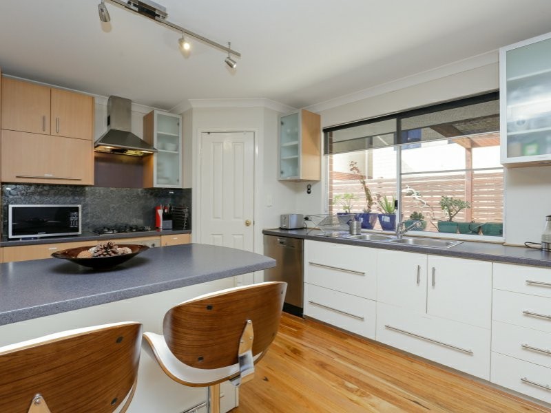 12B Gresham Street, Victoria Park WA 6100