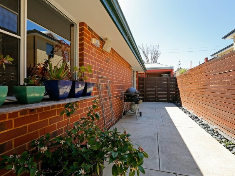 12B Gresham Street, Victoria Park WA 6100
