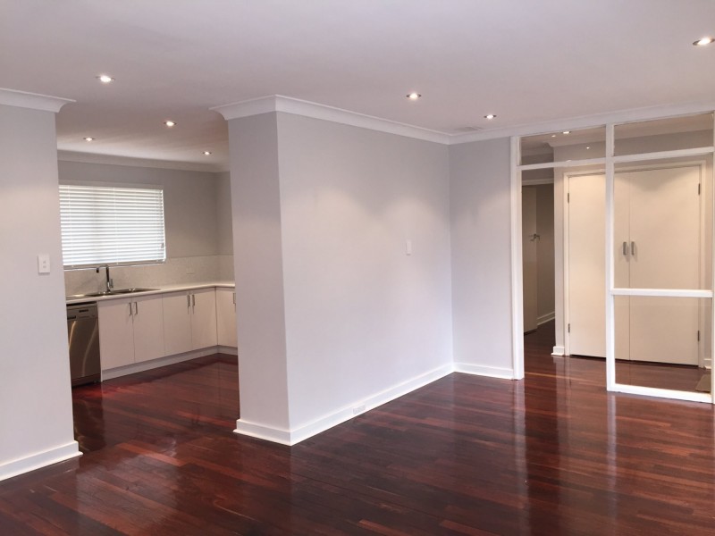 15 Finlay Court, Rivervale WA 6103