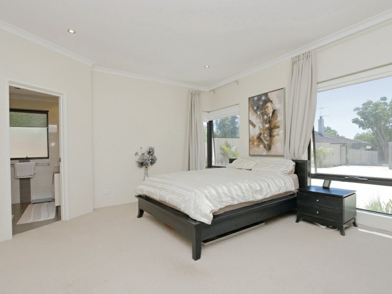 15A Cornwall Street, Lathlain WA 6100