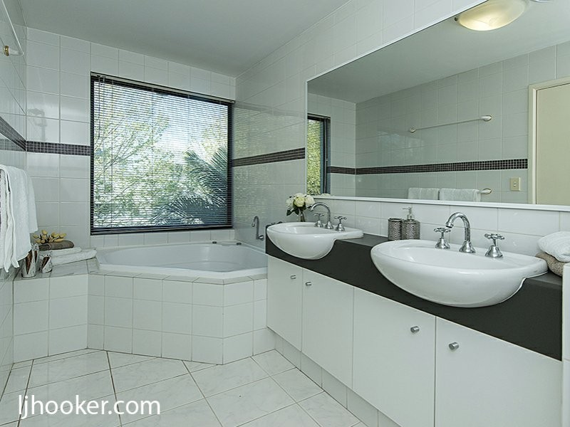 2/39 Mill Point Road, South Perth WA 6151