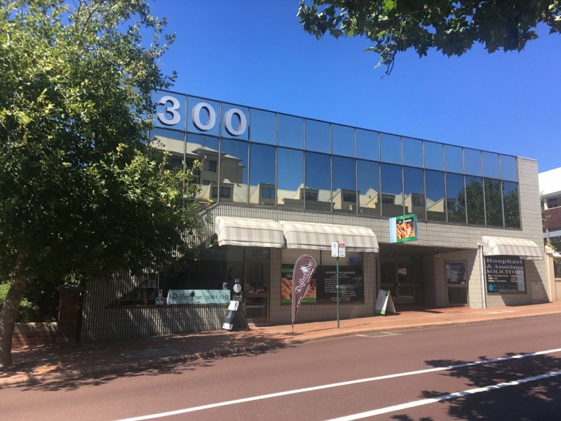 11/300 Albany Highway, Victoria Park WA 6100