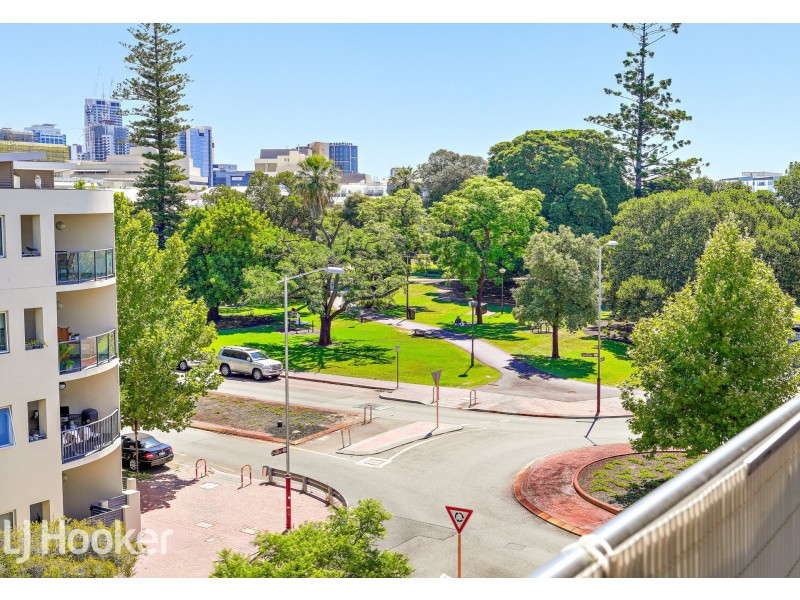 30/180 Stirling Street, Perth WA 6000