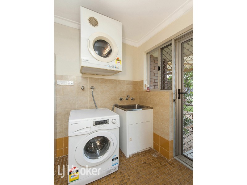 2/85 Kitchener Avenue, Victoria Park WA 6100