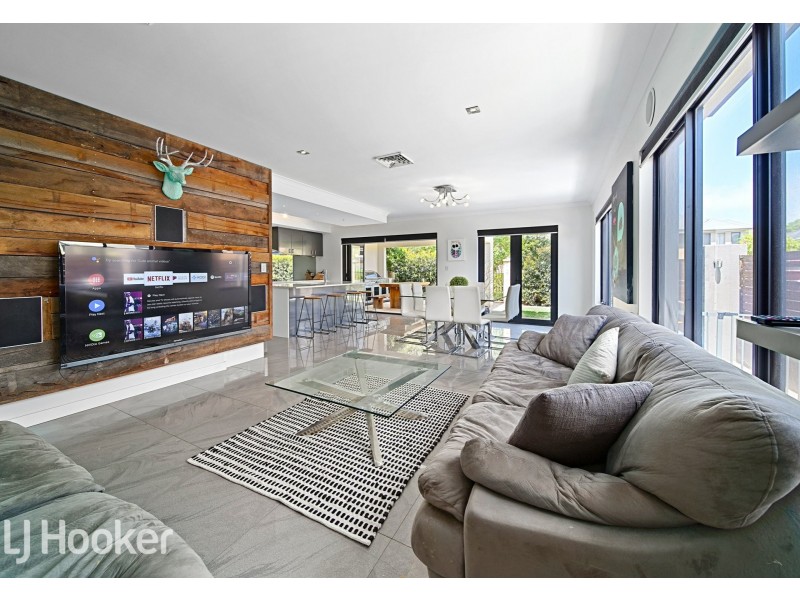 1 Mytilene Drive, Victoria Park WA 6100