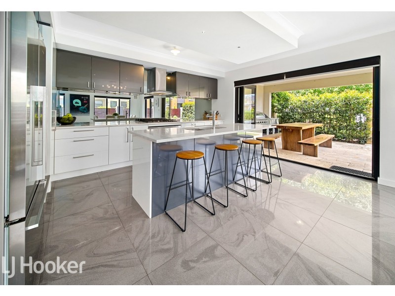 1 Mytilene Drive, Victoria Park WA 6100