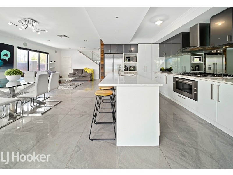 1 Mytilene Drive, Victoria Park WA 6100