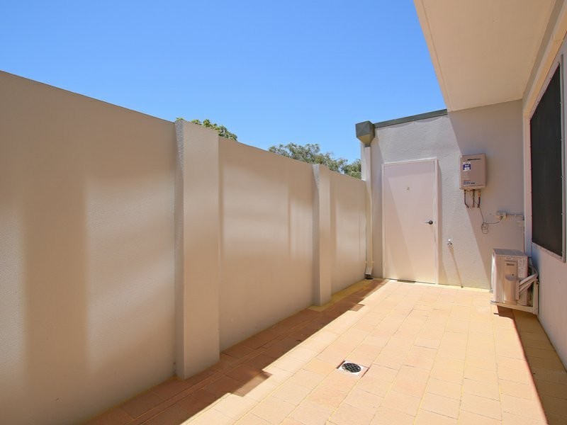 1/253 Robinson Avenue, Cloverdale WA 6105